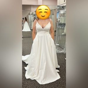 Wedding dress
